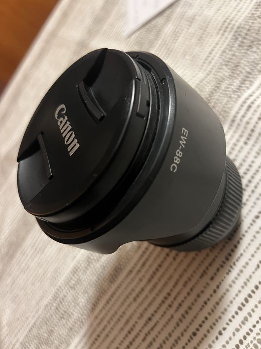 Canon EF 24-70mm f/2.8 L USM