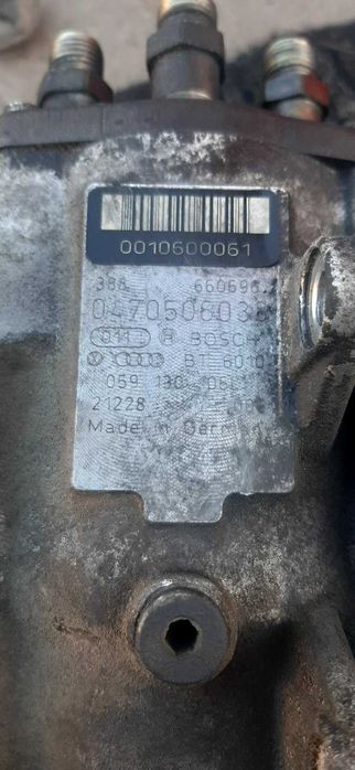 Паливна апаратура ТНВД топливный насос audi a6 c5 2.5tdi 059 130 106L