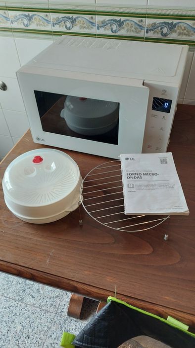 Micro-ondas / Grill LG NeoChef - como novo!