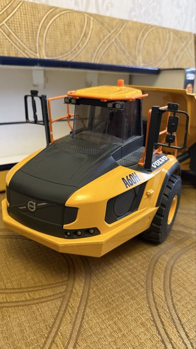 Іграшка, самосвал, грузовик