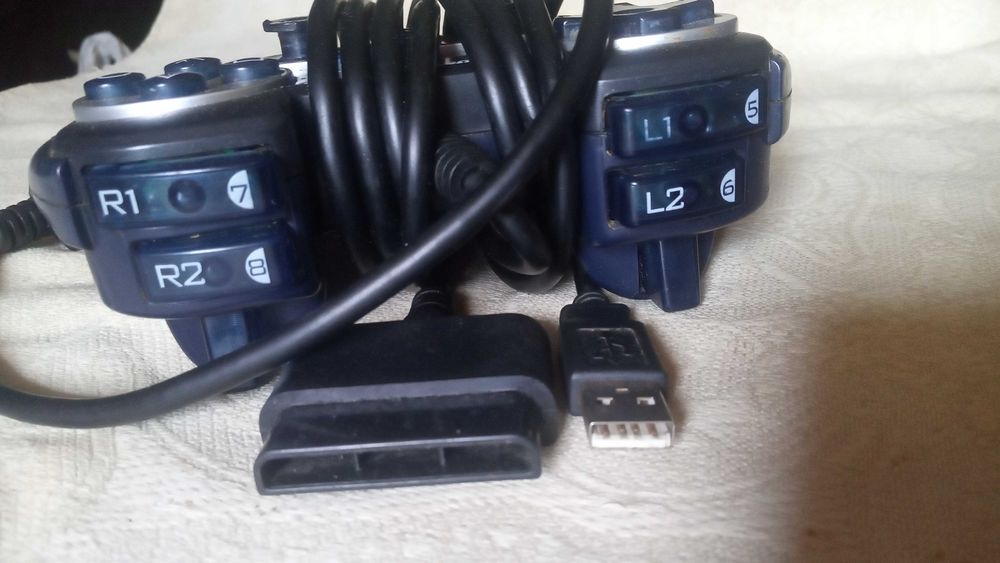 Gamepad thrustmaster pcps2 3.3 2960666