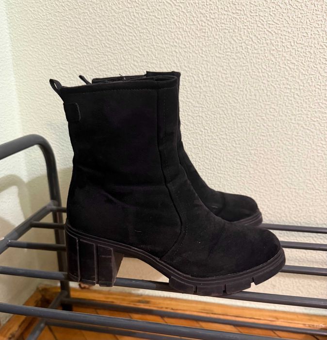 Жіноче взуття 38р