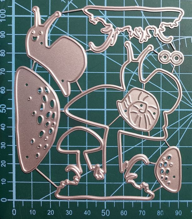 4336. Wykrojniki ślimak grzyb scrapbooking