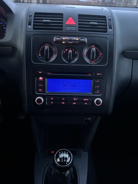 Volkswagen Touran 1,9tdi 2007р механіка 6ст дизель в ідеальному стані