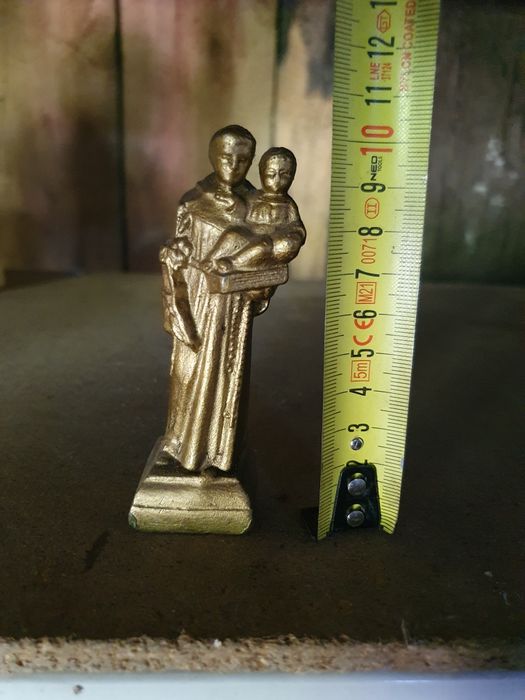 Stara figurka św Antoni ciężka