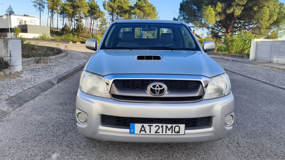 Toyota Hilux 2.5 D-4D 2010