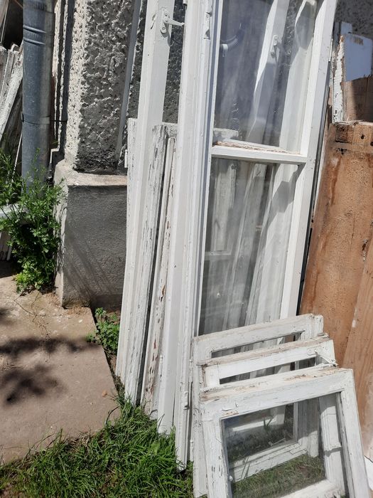 Вікна деревяні віддам
