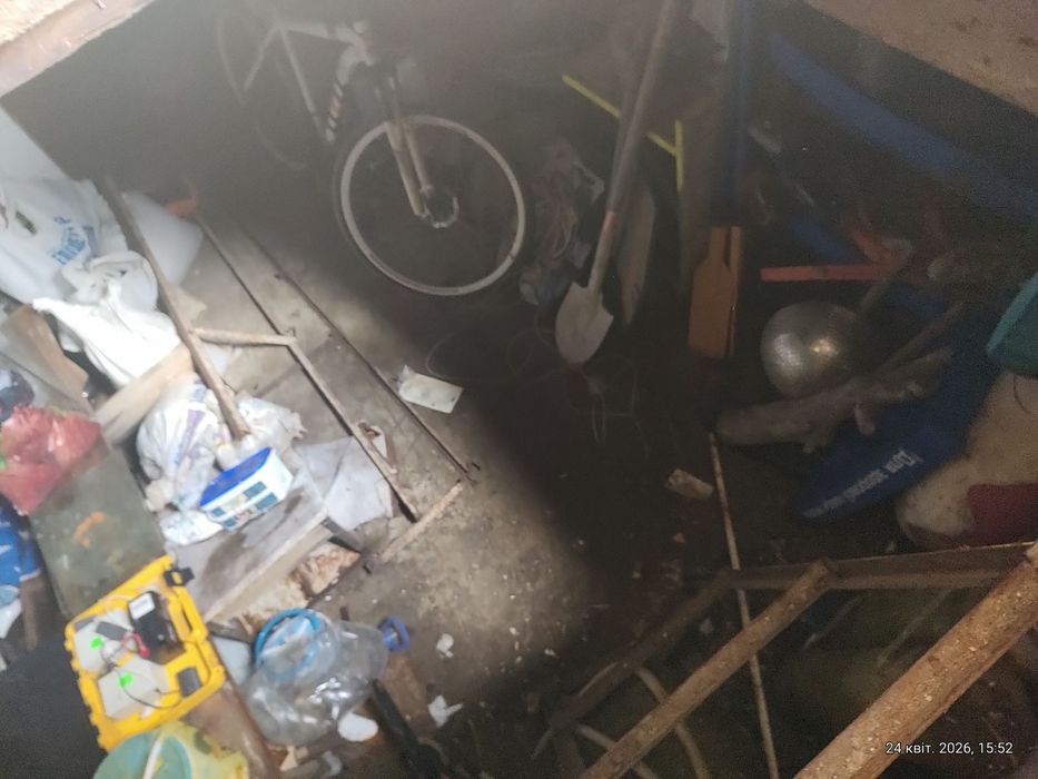 Гараж Здам Сирець Ризька 73 АГК Явір Цегляний 320х570см є підвал сухий