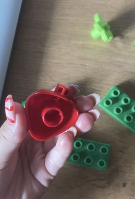 6 klocków z Lego duplo