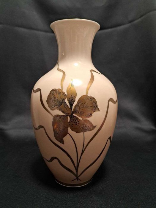 Wazon z porcelanę niemieckiej marki Johann Seltmann Vohenstrauß