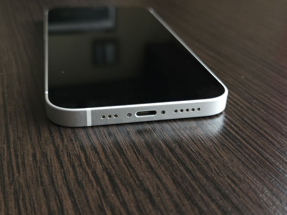 IPhone 12, 64Gb білий