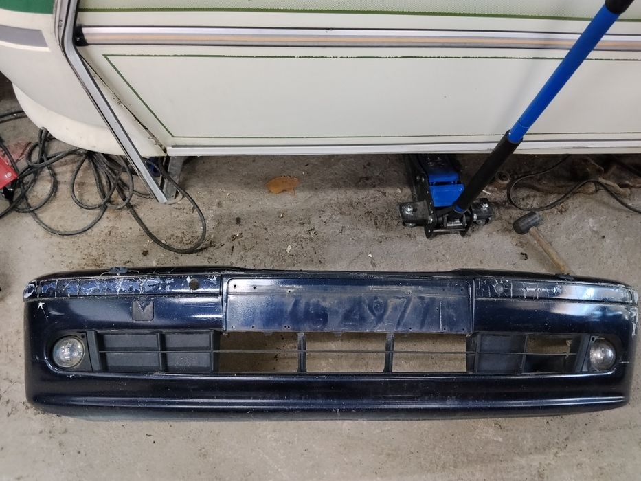 Zderzak BMW E39 orientblau
