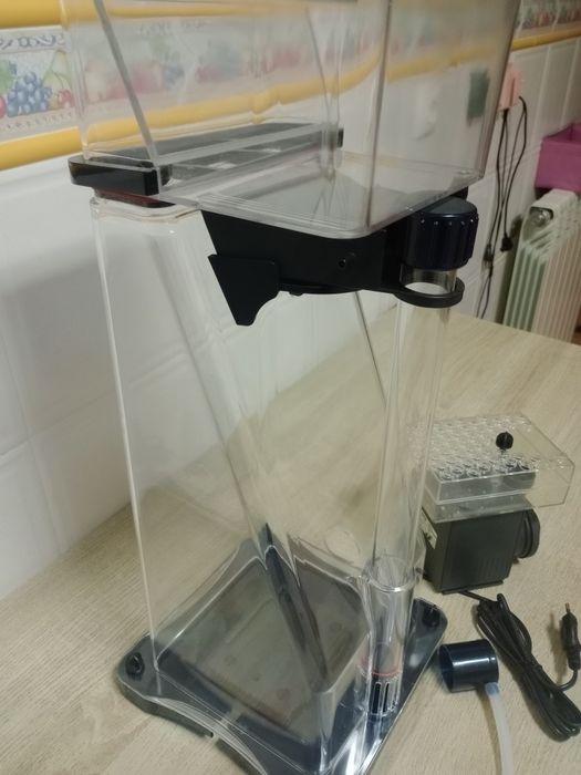 Skimmer profissional para sump de aquário marinho