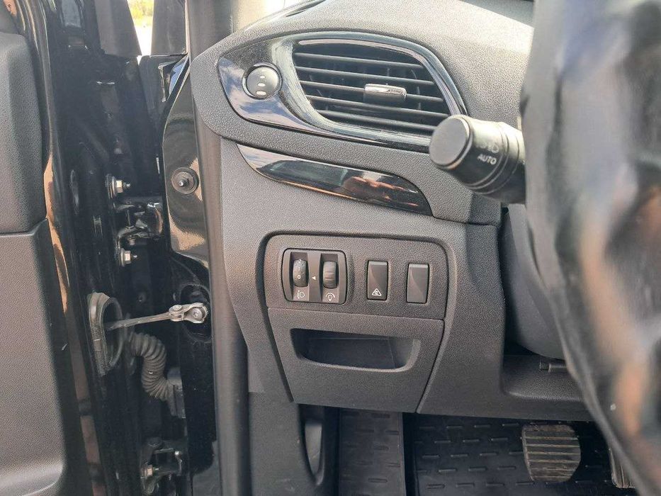 Renault Grand Scenic 2013