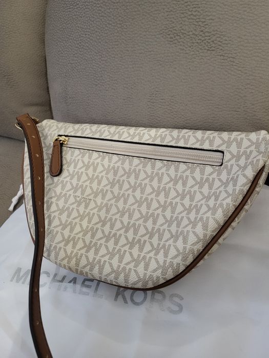 Michael Kors Erin torebka nerka saszetka monogram vanilia beżowa