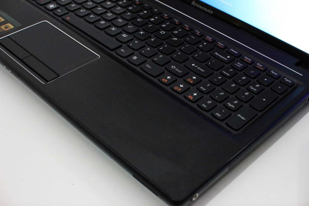 Len. i5/16/500/LCD 15.6 Gw. 12 miesięcy - gratis. Pakiet Informatyczny