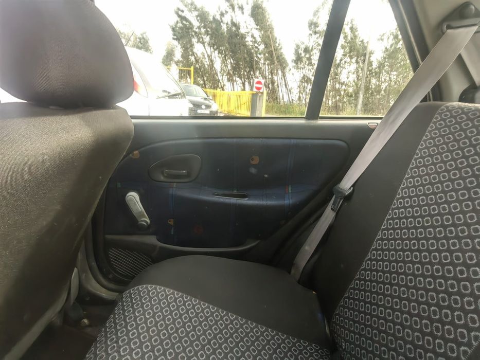 Saxo 1.0 i de 1999 Inspecção até 2027