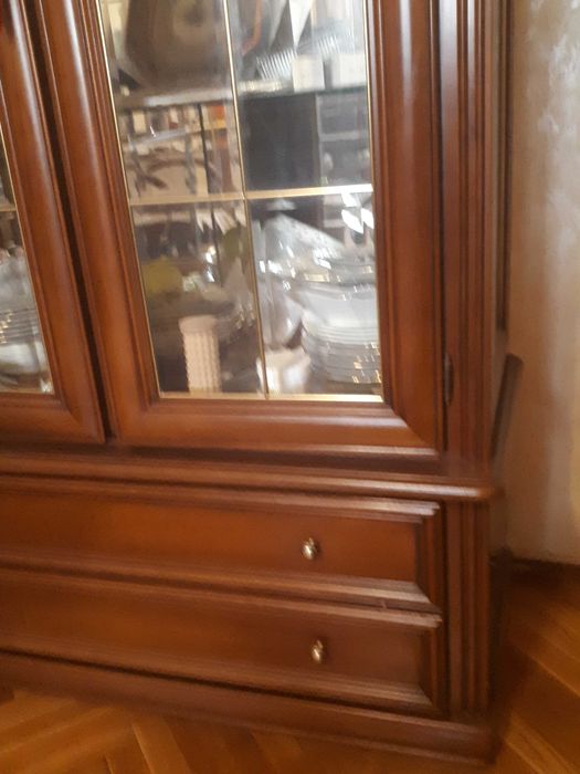 Сервант-витрина Merx