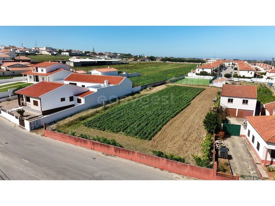 Terreno de Excelência no Coração da Vila