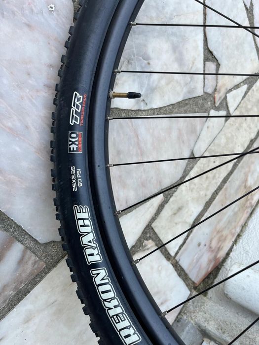 bicicleta scott scale (Roda 29) (1800€) (M)