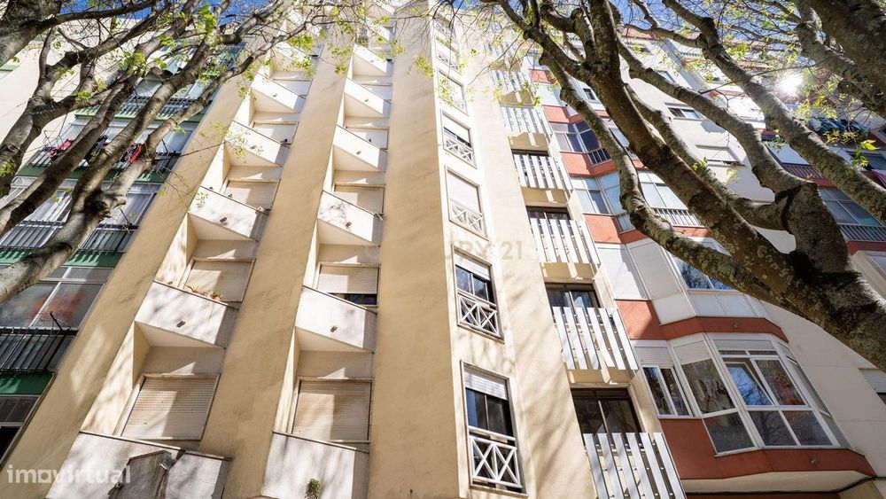 T2 Remodelado Venda Amadora