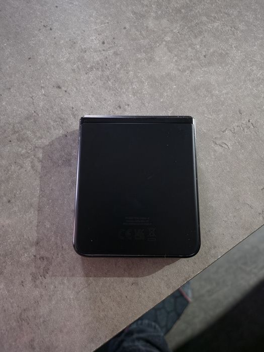 Samsung Galaxy Z Flip 3 5g