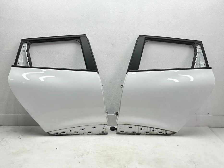 Porta Frente / Trás Direita / Esquerda - Renault Clio IV (2016)