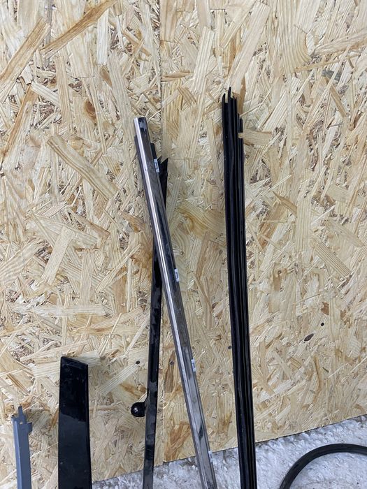 Остатки двери передней правой Lexus NX 2015 - 2021