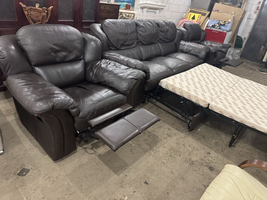 Шкіряний розкладний диван +2 крісла- реклайнери. Буйволина шкіра. Кожа