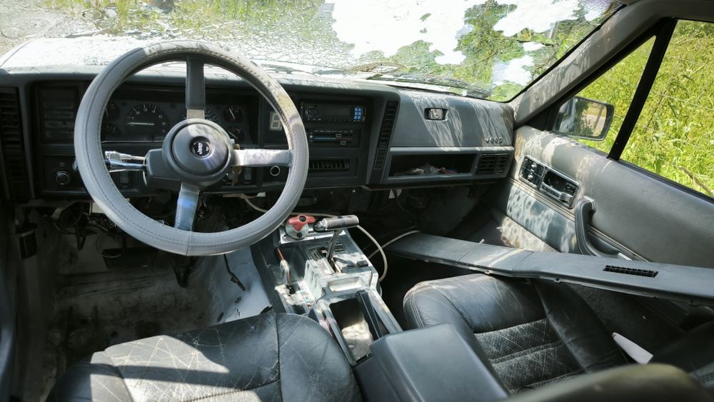 Jeep Cherokee