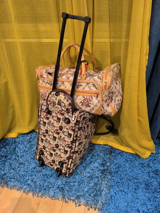 Mala Viagem 8kgs + Saco C/novas só 15euros