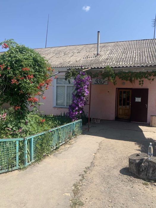 Продам приміщення магазину