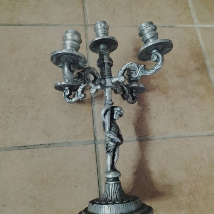 Castiçal em estanho