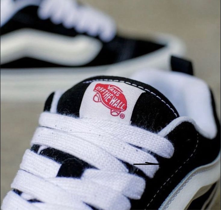 Кросіки Vans Knu Skool, ванси