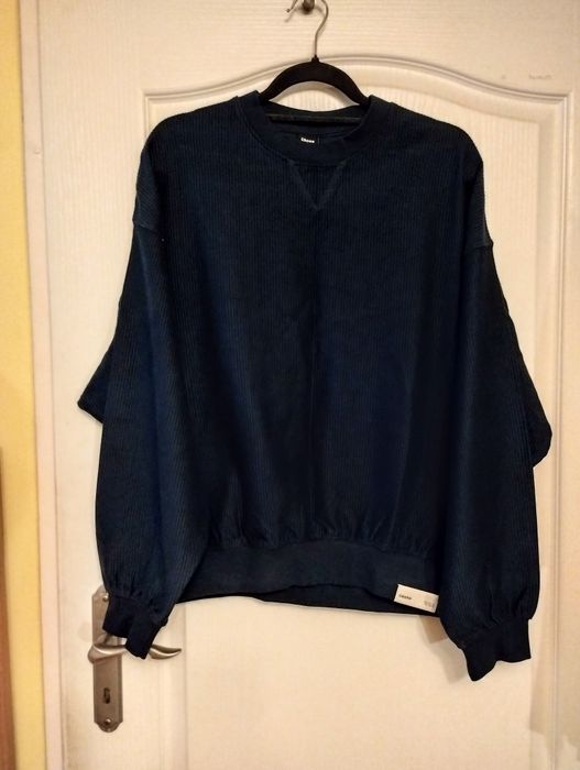 Sweter . Nowy. S
