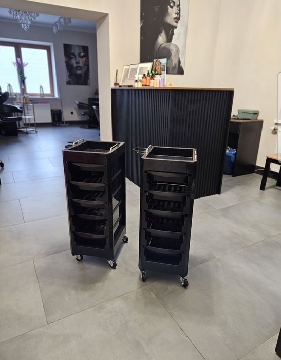 Wózki pomocniki fryzjerskie