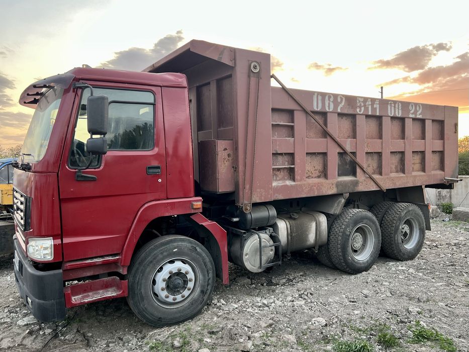Самосвал Howo 25тонн