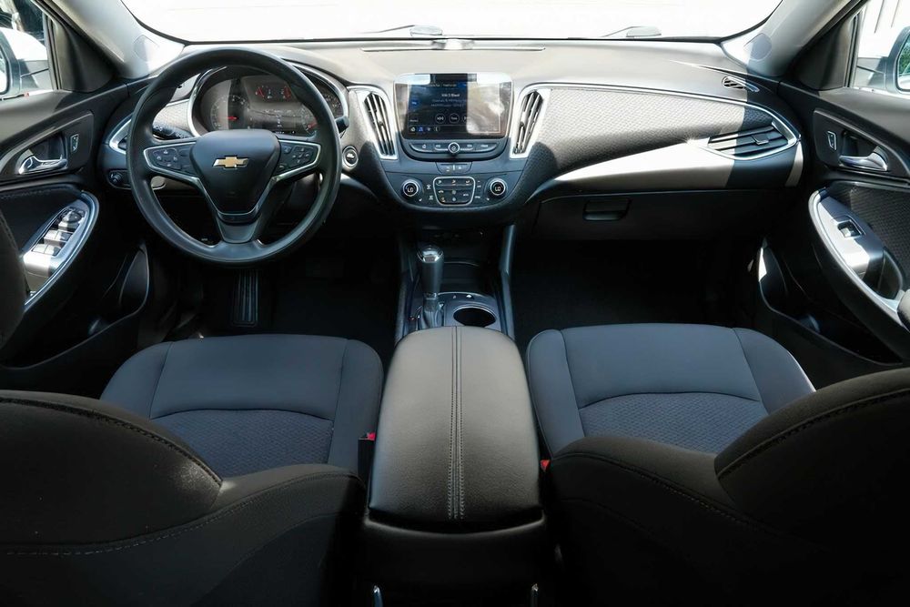 Chevrolet Malibu      2020