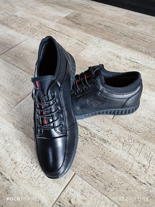 Підліткові туфлі Lilin 41/25-25.5см