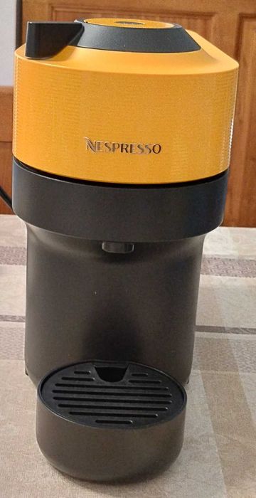 Máquina de Café Nespresso64740659357187124