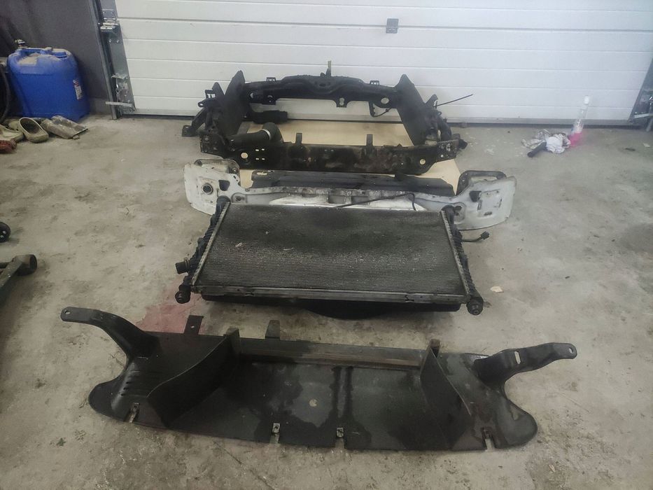 Ford Transit Custom Pas Przedni Lift Przód 2018-