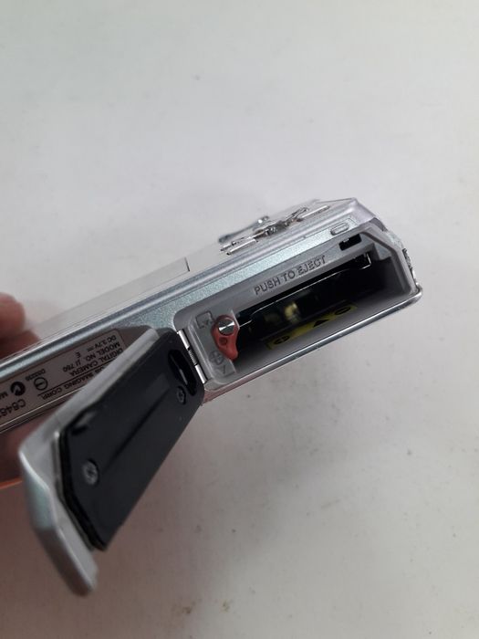 Фотоаппарат Olympus M-760