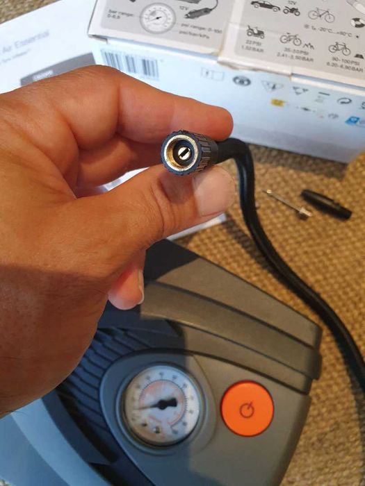 Compressor de Ar Comprimido 12V Portátil - OSRAM OTI610