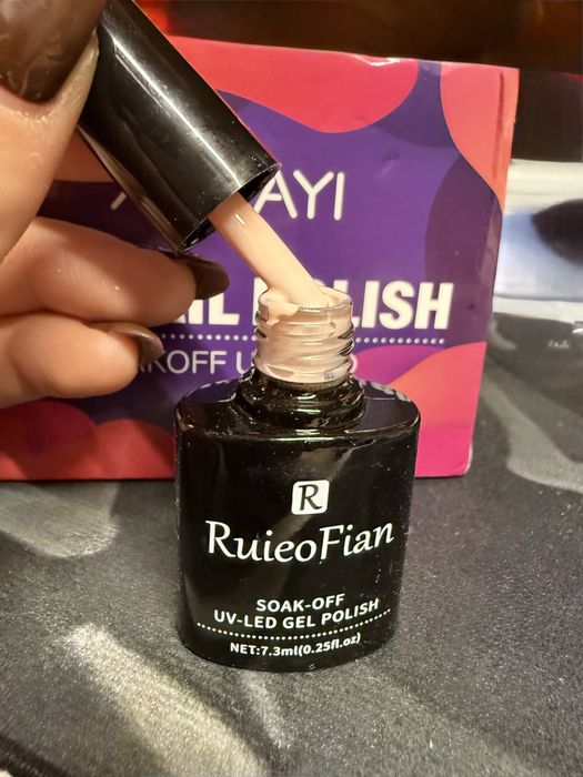 Zestaw 12 lakierów hybrydowych