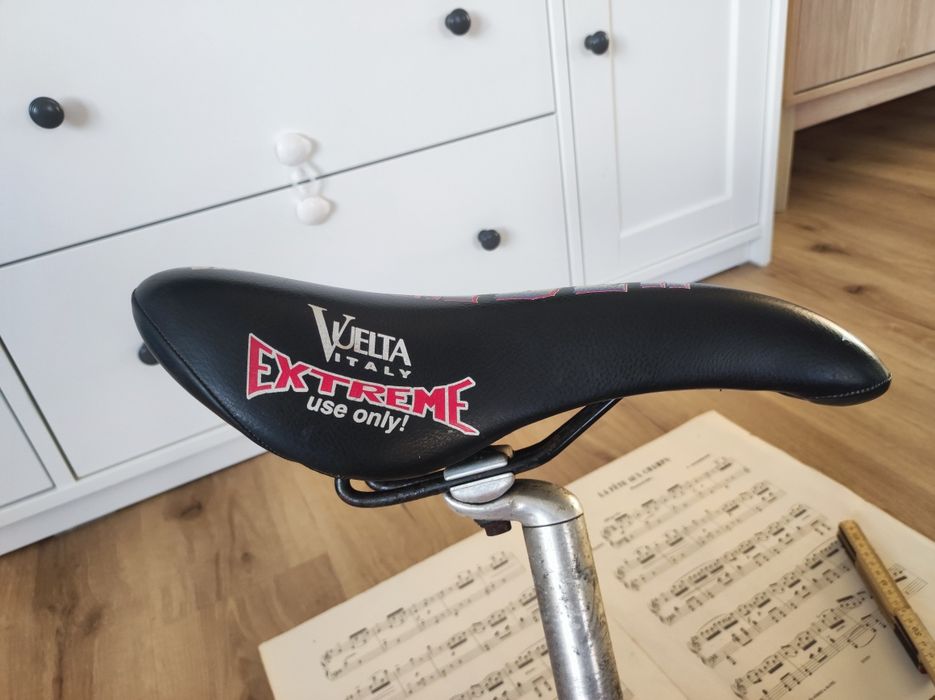 Vuelta bassano bomber - Selim Downhill antigo