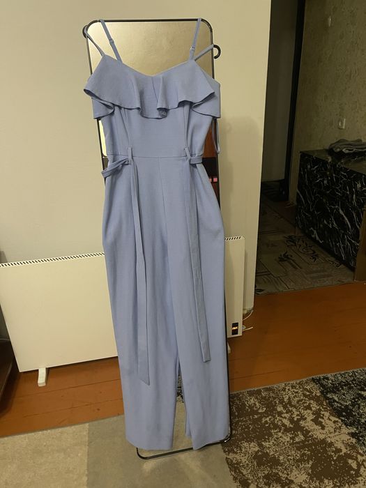 Пролам костьм на святкову подію