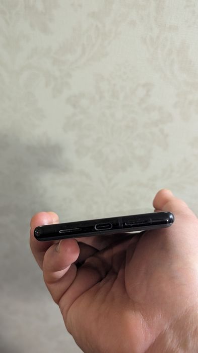 Продам google pixel 6 pro neverlook у гарному стані