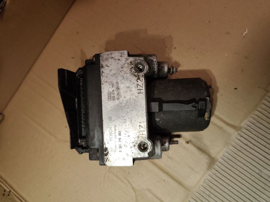 Блок АБС Ауді а6с4,б4