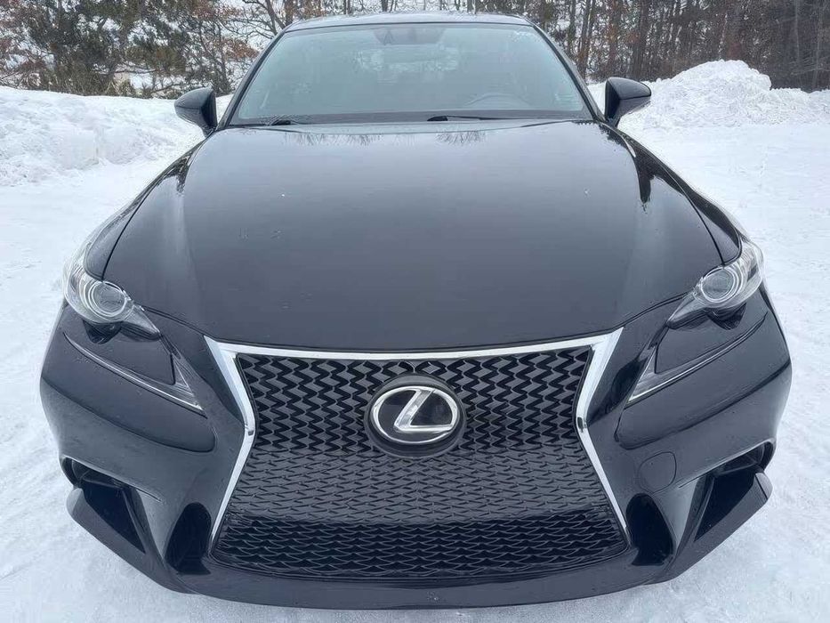 Lexus IS 300      2016