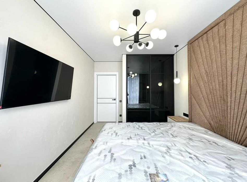 Продаж 1-кім квартира укомплектована Центр. ЖК Light Home